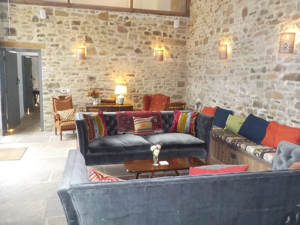 The Back Lodge holiday let main hall at Edale Gathering